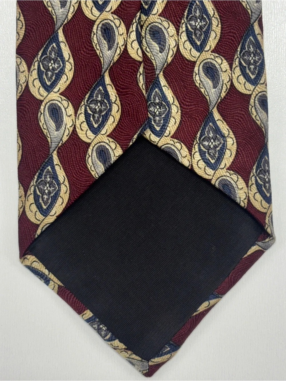 Vintage 90s Geoffrey Beene 100% Silk Burgundy Paisley Tie Made in USA